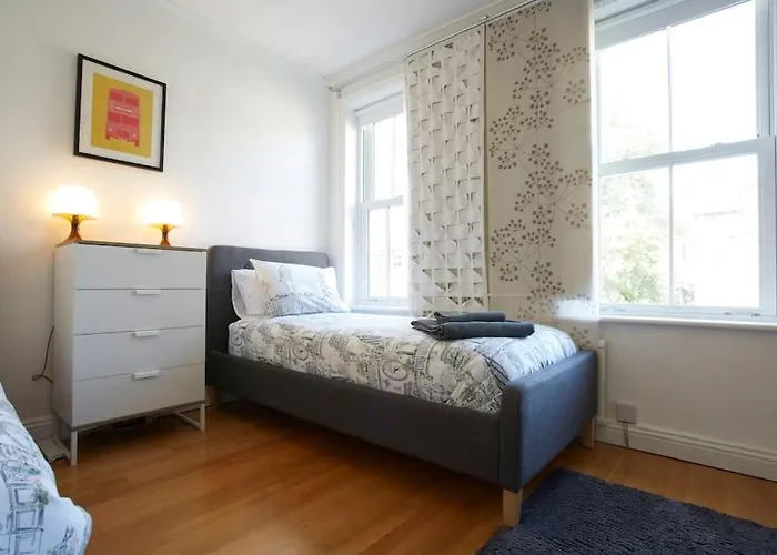 No19 - Harrogate - Yorkshire Stays 哈罗盖特