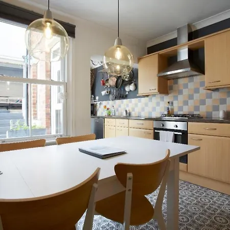 Townhouse - Hic Bottom Of Road! Casa vacanze *