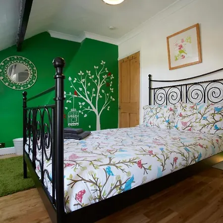 Townhouse - Hic Bottom Of Road! Casa vacanze *