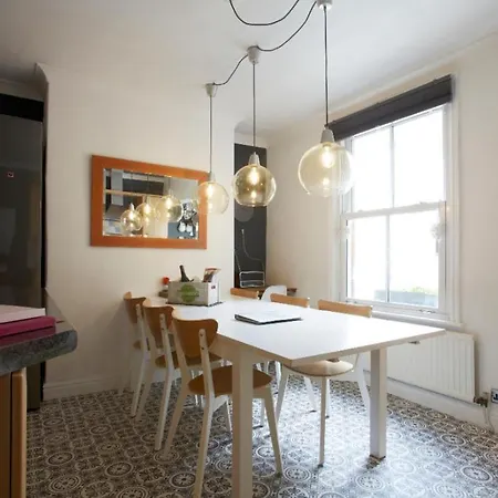 Casa vacanze Townhouse - Hic Bottom Of Road!