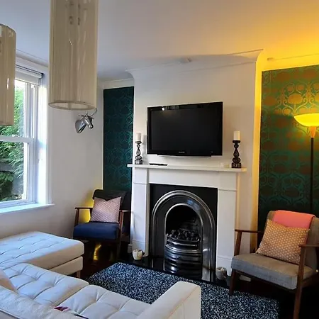 Holiday home Townhouse - Hic Bottom Of Road! *